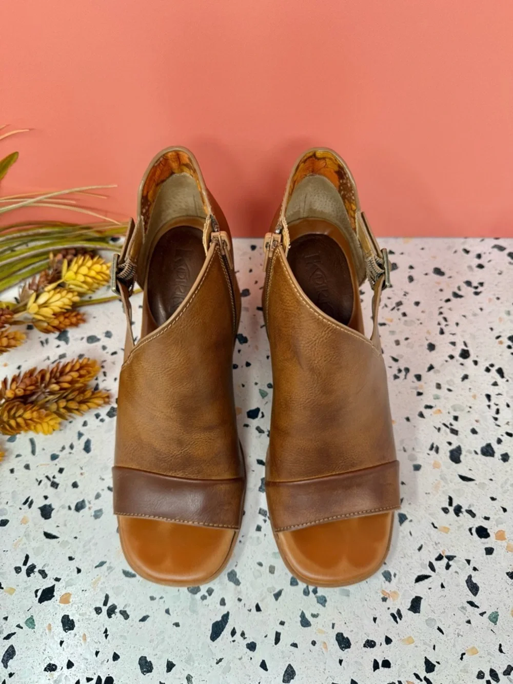 Kork-Ease Panela Tan Cognac Chunky Heel Peep Toe Women’s Booties Sz 10